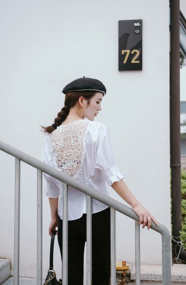 VINTAGE<br>蕾丝美背上衣