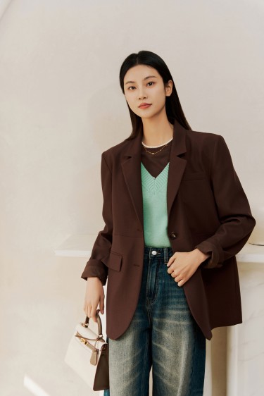 VINTAGE<br>咖色西装外套