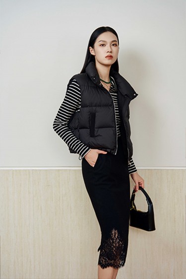 VINTAGE<br>暖阳绒弹力针织女上...
